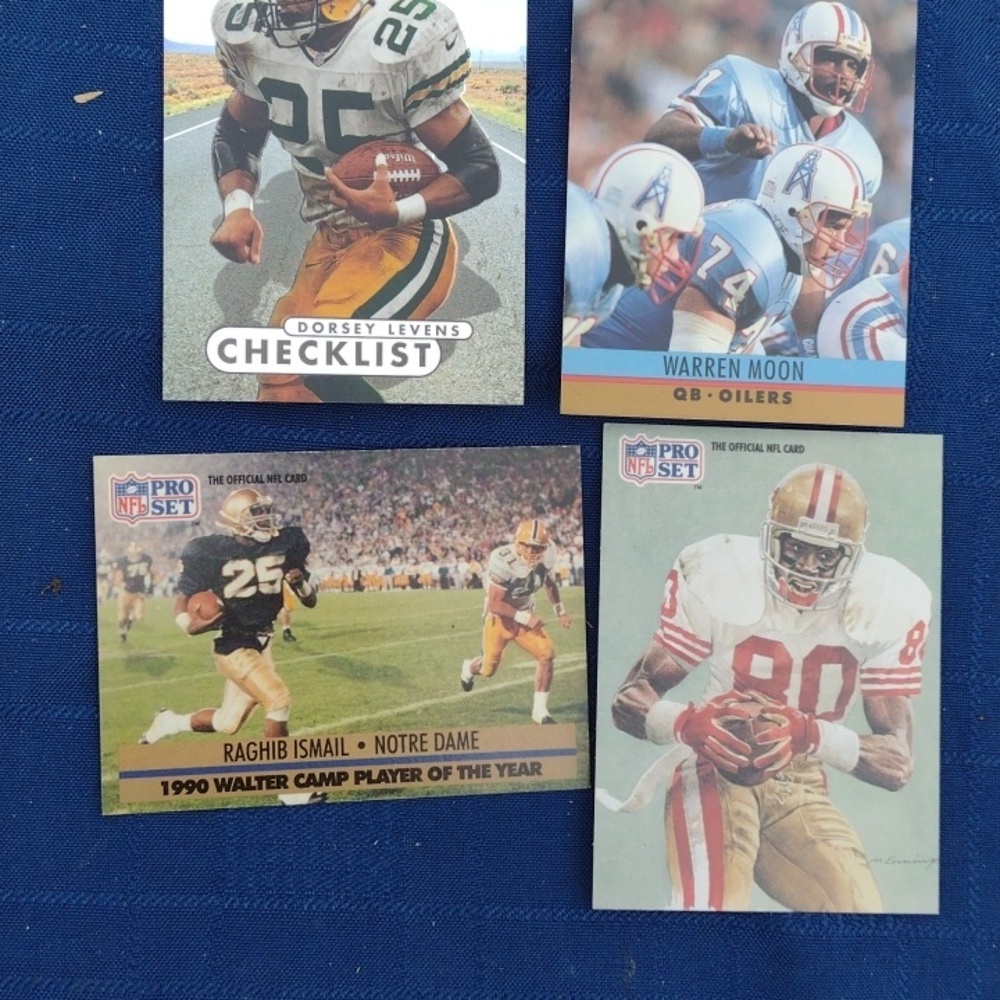 Football Cards - Picture 2 of 5